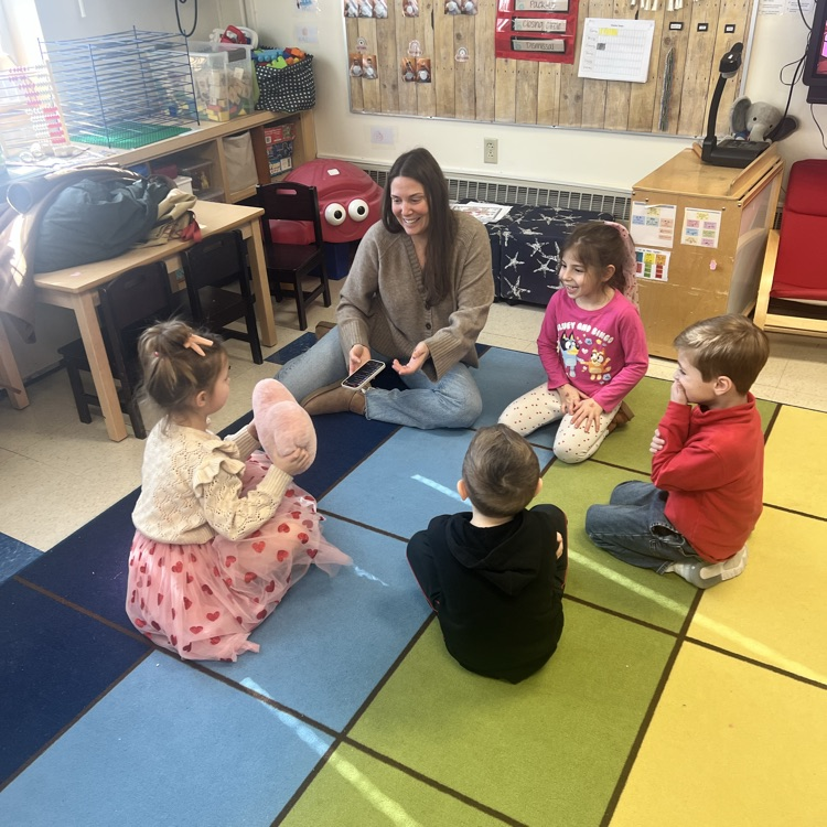 Thank you KRO parents for making the Valentine celebration so much fun! 