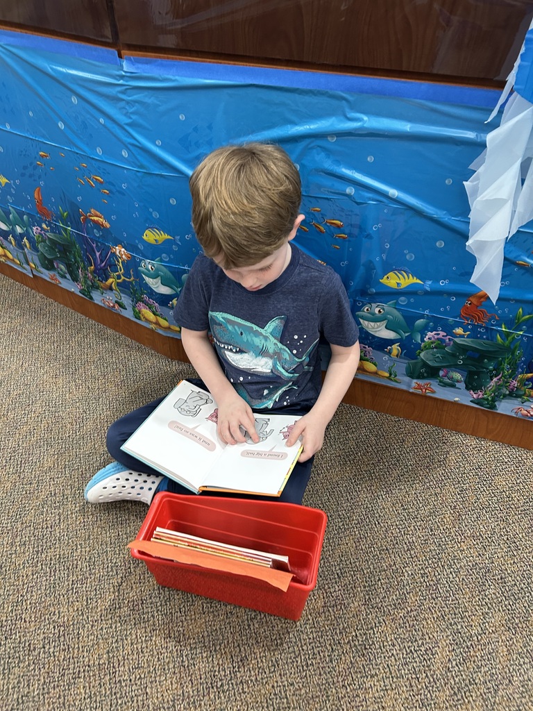 children reading