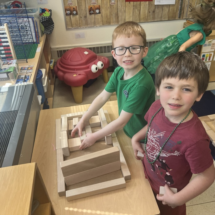 KRO created our Washington School Community using blocks