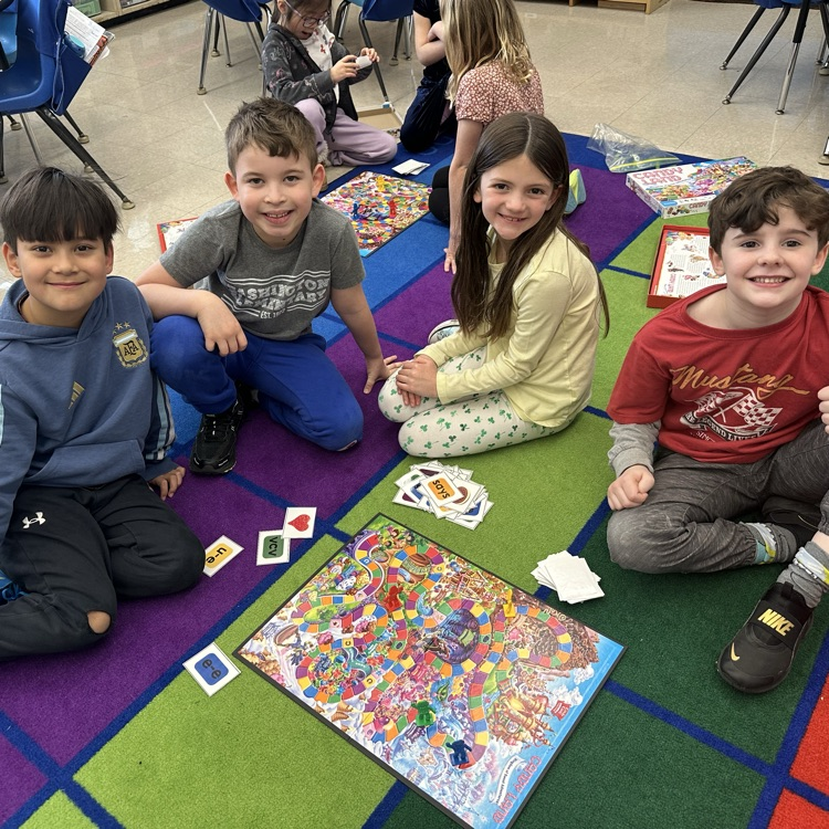 2W played Candyland - Word Study Edition! Second graders practiced their word study concepts, rules and heart words! 
