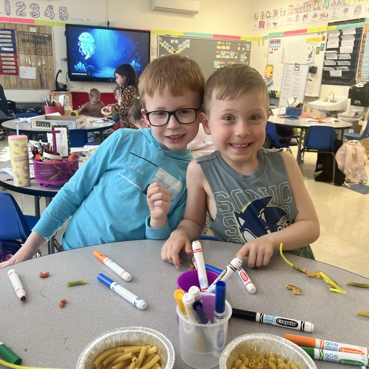 KRO made Noodle Doodles during makerspace and  built with blocks together.