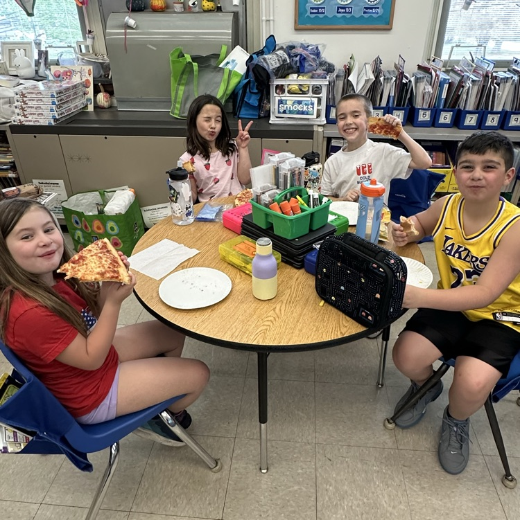 Pizza Party for 2W!!