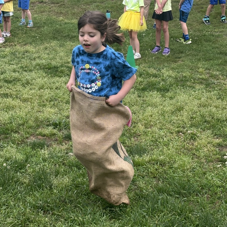 girl, doing a sad race