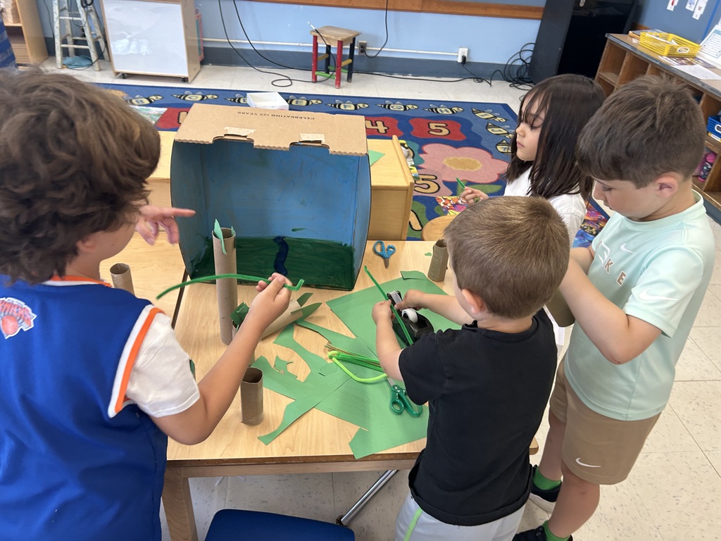 children creating