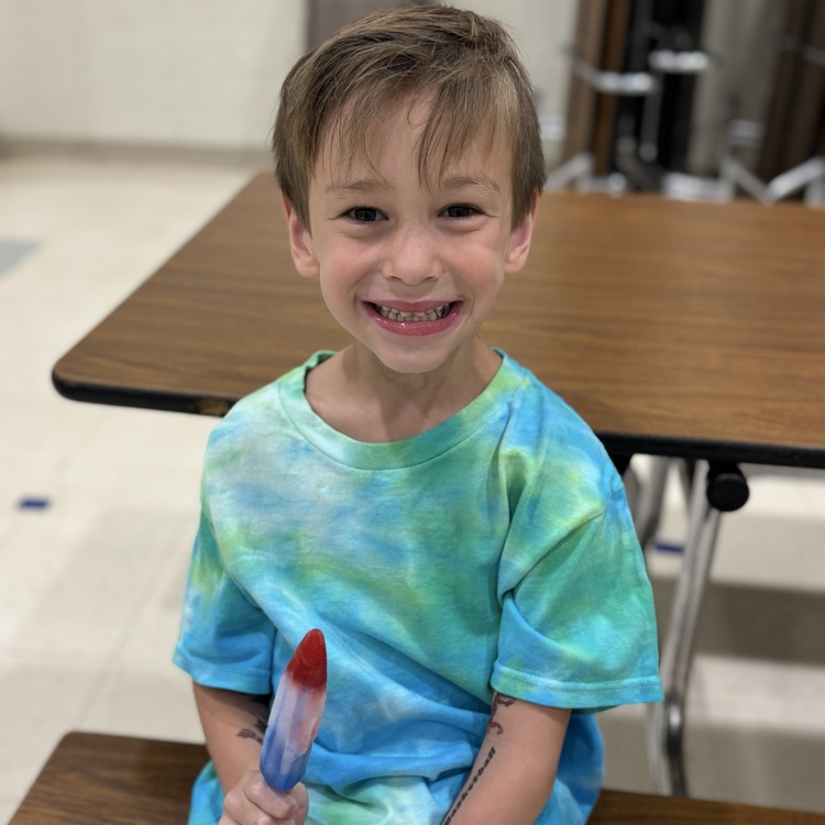 Little boy, eating an ice