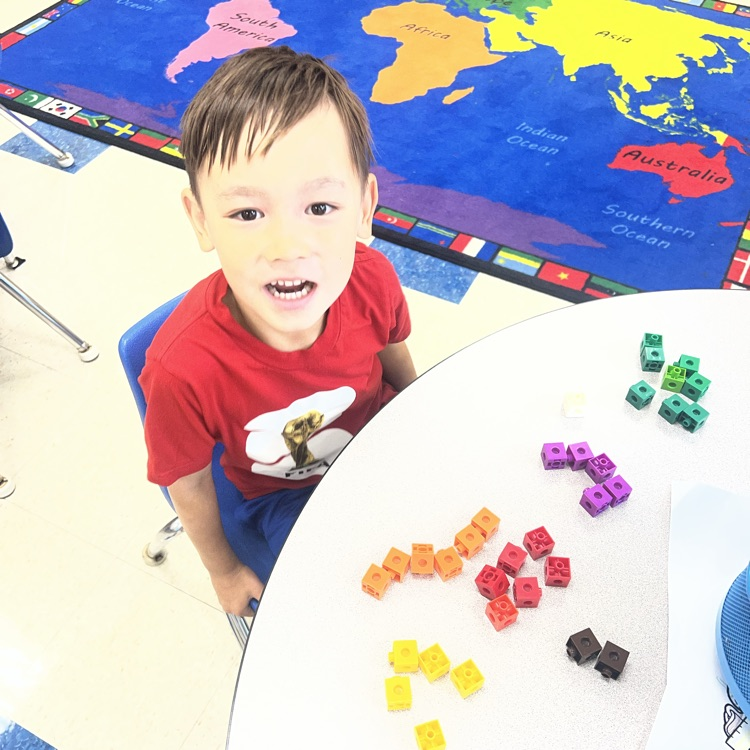 KR practices sorting objects in math