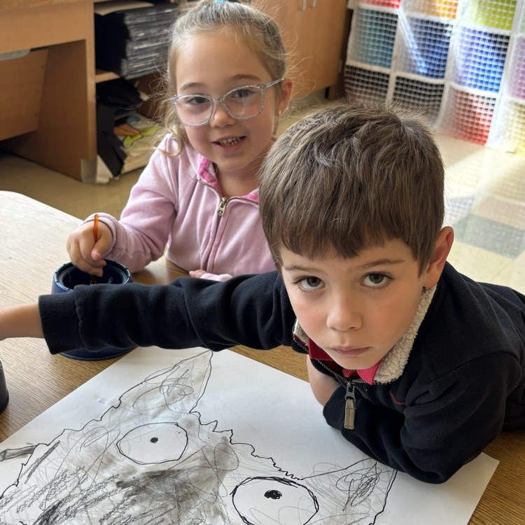kids sketching