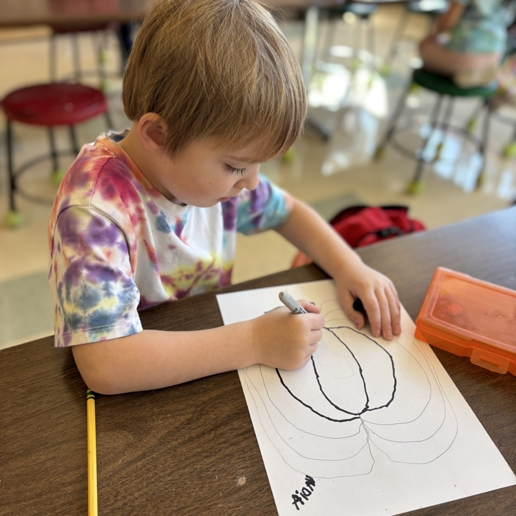student painting