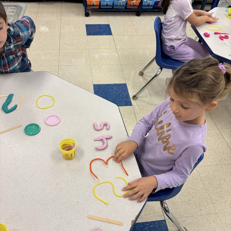 children making numbers