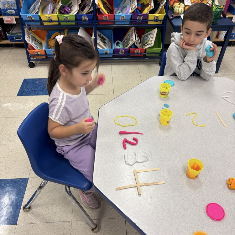 children making numbers