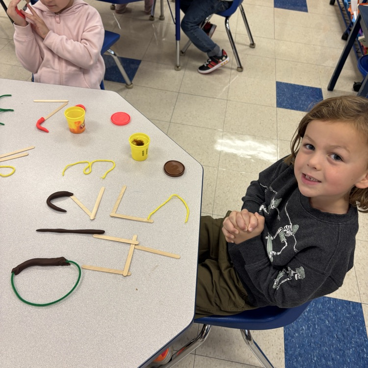children making numbers
