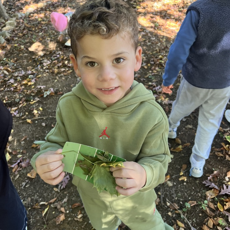 KR went outside with Mrs. Viaud to match colors in nature.