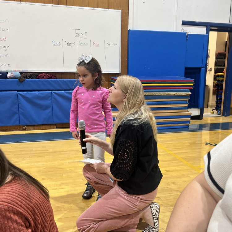 KR enjoyed Lucille Colandro reading one of her There was an Old Lady Who... books and were able to ask her questions.