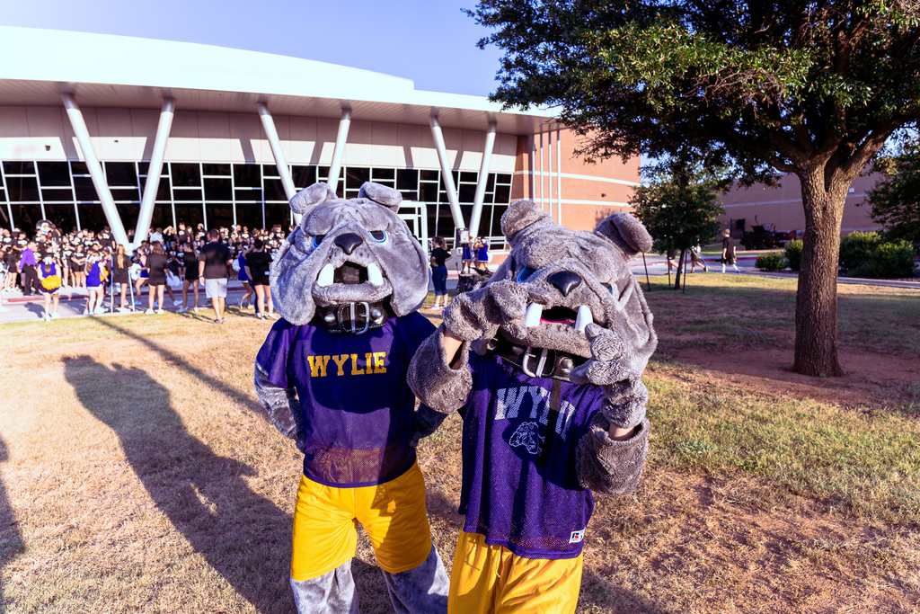 Morning pep rally infront of performing arts center