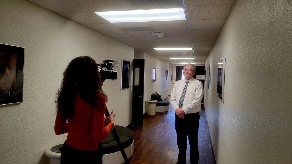 🎥 On Air for Our Bulldogs
Wylie ISD is in the spotlight this week as Superintendent Joey Light and Wylie High School Principal Reagan Berry sit down with KTXS to share more about an exciting new chapter for our district.
They’ll be talking about Reagan’s new role as Director of Federal and State Programs beginning in the 2026–2027 school year, and what it means for supporting students across every campus.
As Wylie continues to grow, this role helps ensure we are aligning resources, programs, and support in ways that best serve our students and families.