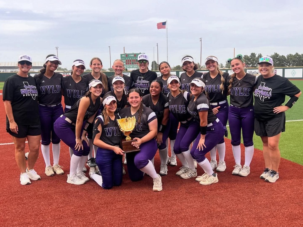 Ladies and Gentlemen, your Area Champions!
Wylie softball sweeps El Paso Del Valle today 5-2 and 5-0 to win the series! Regional Semifinals, here we come!