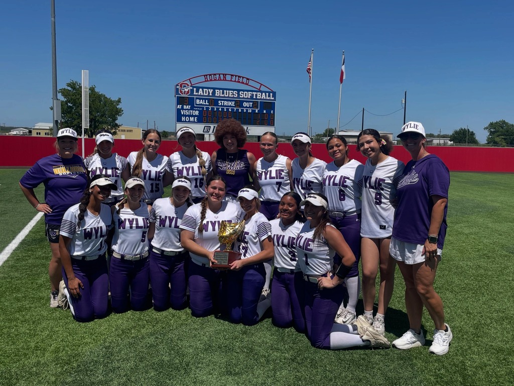 LADIES AND GENTLEMEN, YOUR REGIONAL SEMIFINAL CHAMPS!! Wylie softball sweeps Joshua 4-0 amd 2-1 to win the series!! Regional Finals, here we come!!