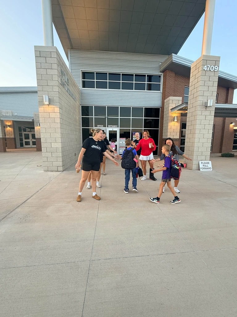 🖐️💜 High 5 Friday! 💛🖐️

A BIG thank you to the Abilene Christian University Student-Athlete Advisory Committee for joining us last Friday for High 5 Friday! 🐾

Our Bulldogs loved starting their morning with lots of smiles, encouragement, and HIGH FIVES! We appreciate these student-athletes taking the time to help make our students’ Friday extra special!

Thank you for being part of our Bulldog family! 💜💛