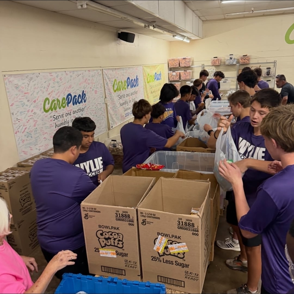 Wylie Soccer Serves the Community
Wylie Bulldog Soccer spent Tuesday evening giving back at CarePack for Kids, helping prepare more than 3,000 food care packages for children facing food insecurity in Abilene and surrounding communities.
Proud of these Bulldogs for serving others and making a difference beyond the field.