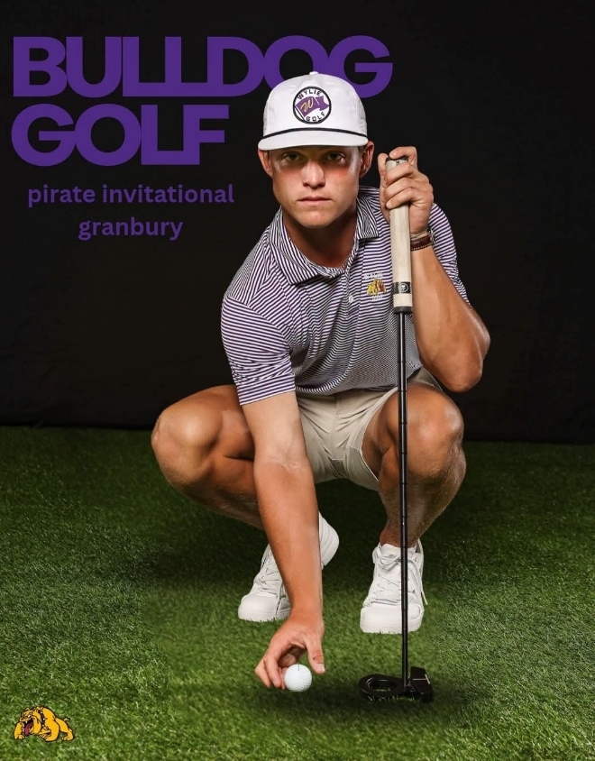 Bulldog Golf hits the links today in Granbury! Good luck!

Post Credit: Kylee Ivey
#wearewylie
