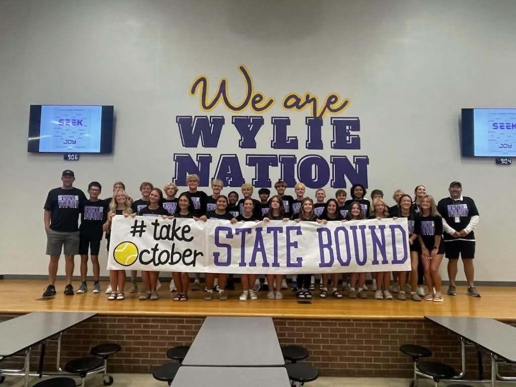🎾💜 Good luck, Wylie Tennis! Best of luck at State in San Antonio on October 21st! 💛🐾 #StateBound #BulldogPride