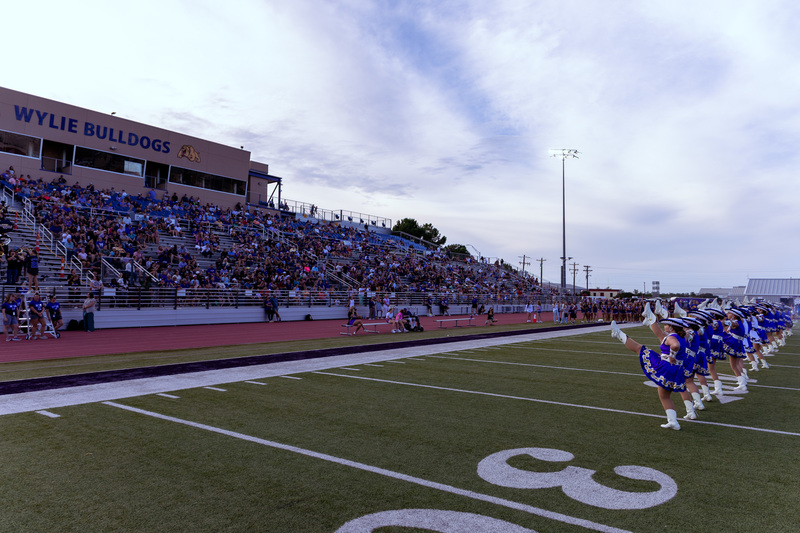 meet the bulldogs event