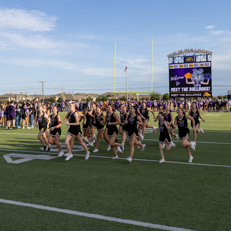 meet the bulldogs event