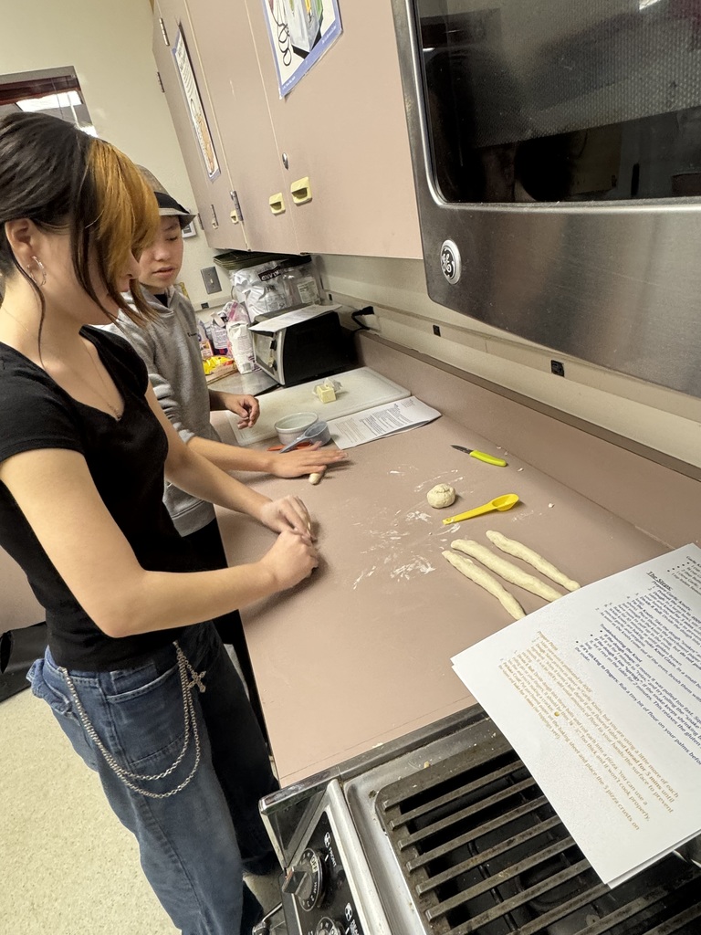Day 2 Cooking: Flatbread Pizza & Garlic Knots