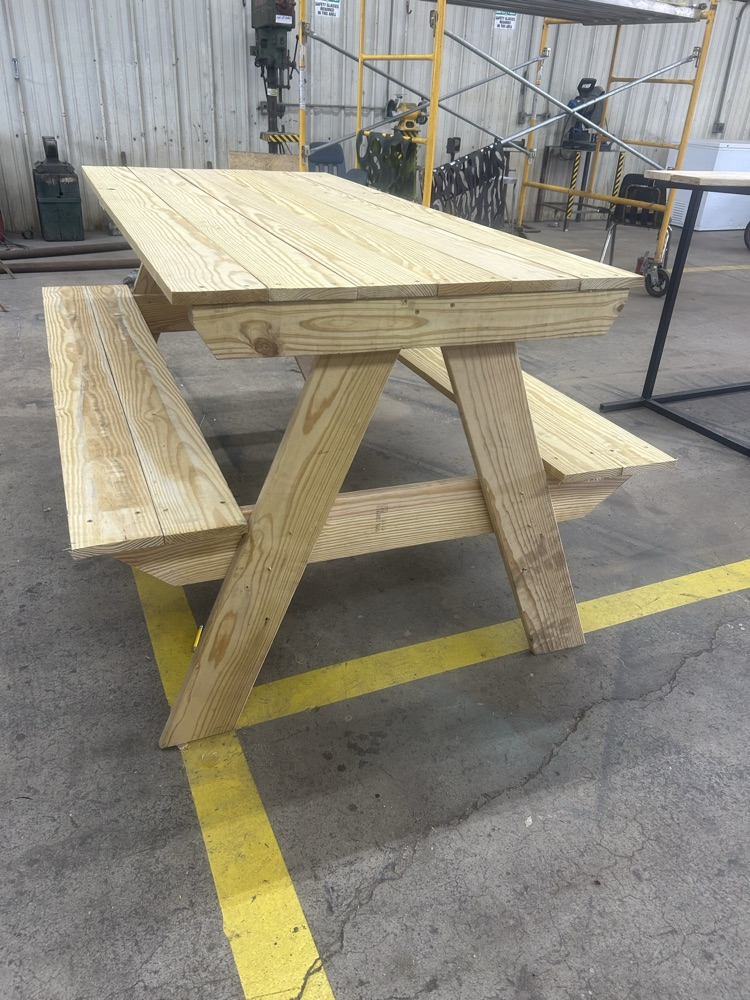 Picnic table