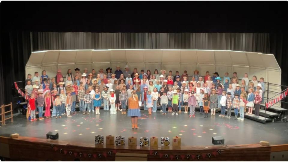 Beadle 2nd & 3rd grade concert