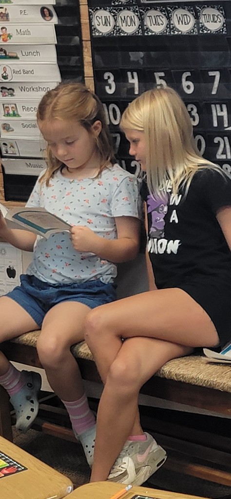 students reading 