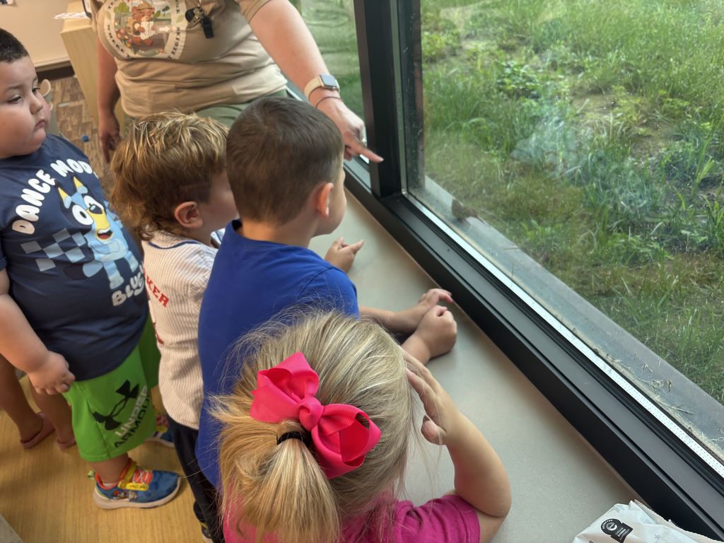 The Sycamore Suite at TLC had a visitor today!