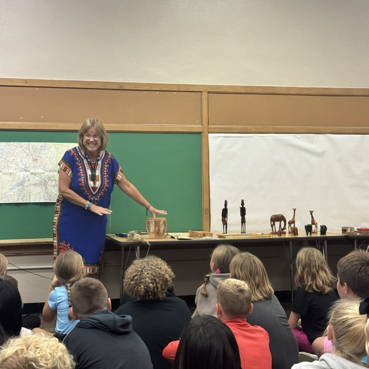 Beadle 4th graders listened to Mrs. May present in her trip to Africa. They learned about Kenyan culture, animals, and geography. In addition to her presentation, she showed items she brought back. 