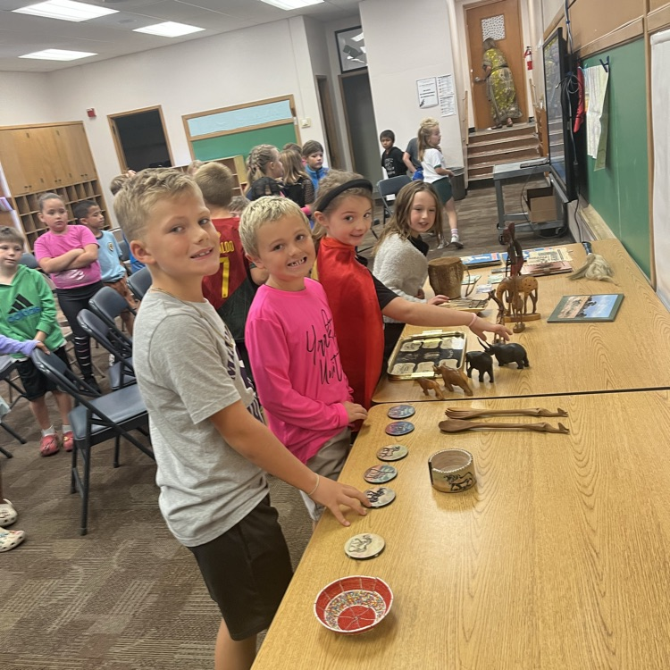 Beadle 2nd grade thanks Mrs.May for sharing your experience of Africa with us.