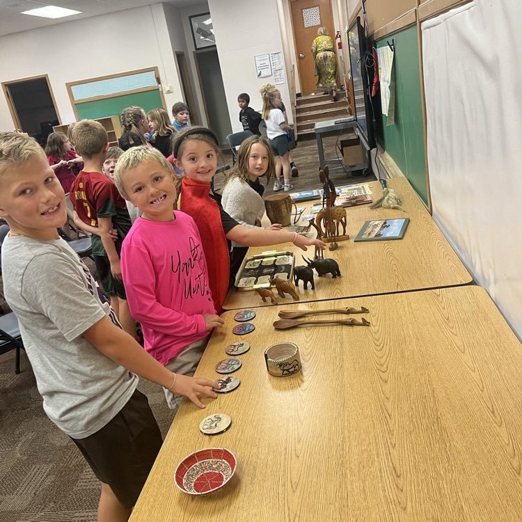 Beadle 2nd grade thanks Mrs.May for sharing your experience of Africa with us.