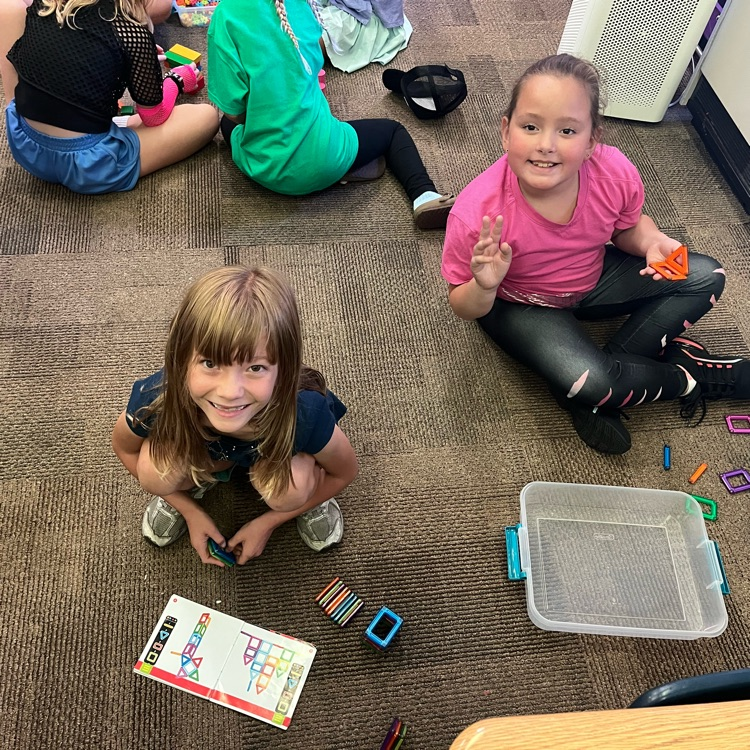 Mrs. Vlasman's Beadle 2nd graders enjoyed their first STEM/center time today.