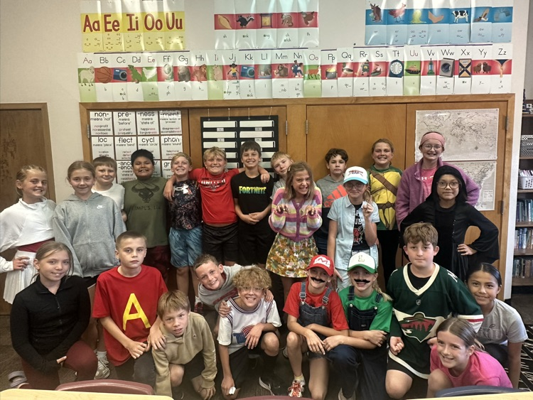 Mrs. Sayler’s 5th graders at Beadle showing off their school spirit!