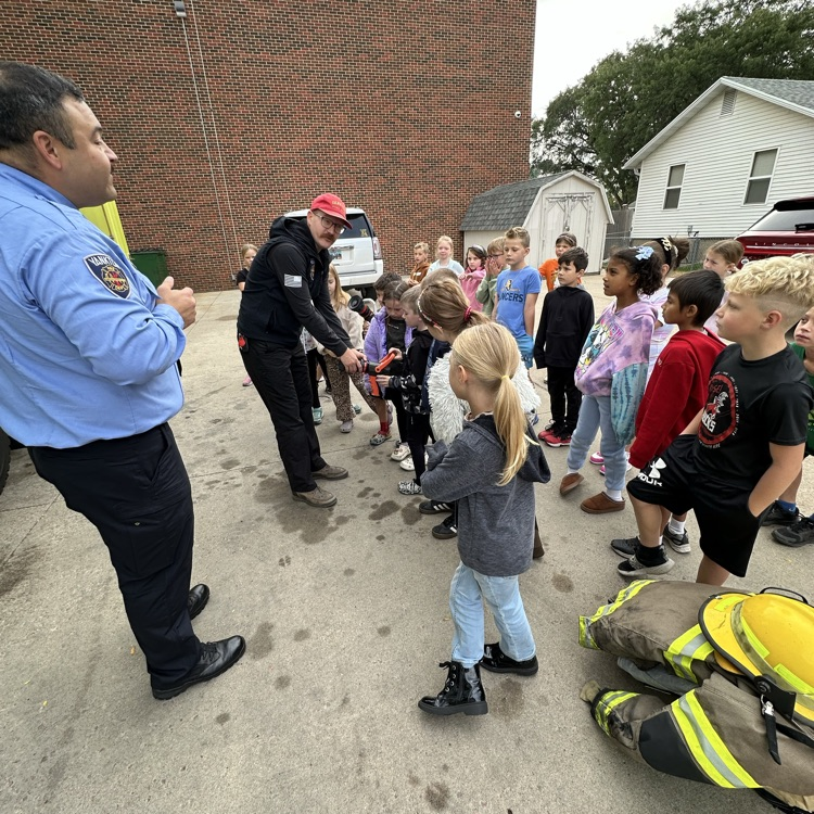 Mrs. Vlasman's Beadle 2nd Graders had a great visit from the Yankton Fire Department!