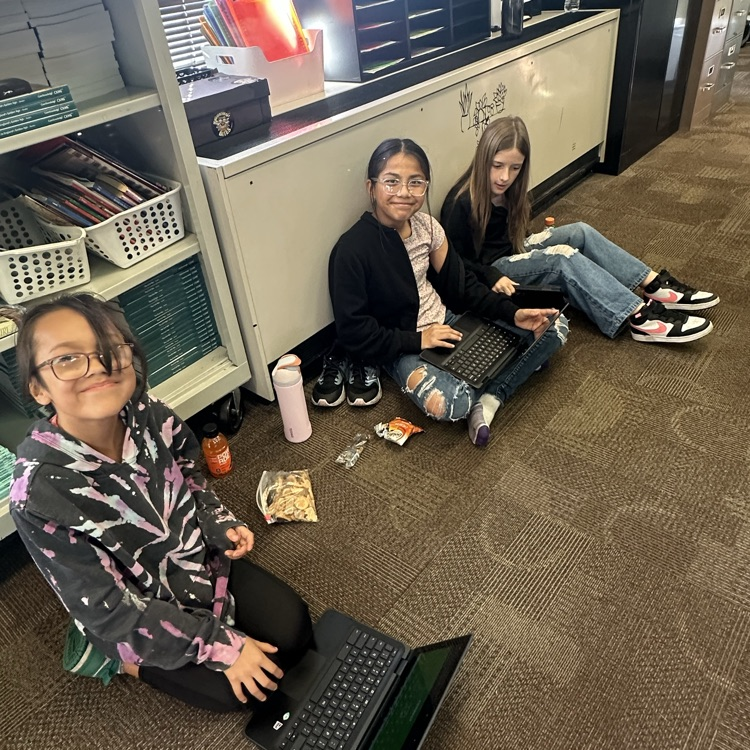 Mrs. Sayler's 5th graders at Beadle earned a game day for good behavior!