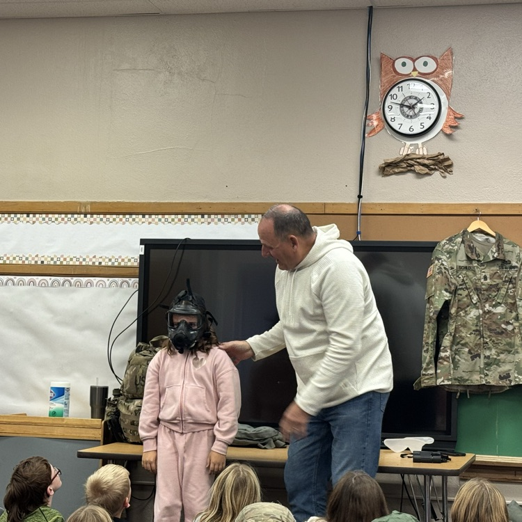 Beadle 4th graders learned about Veterans Day from Brooks Schild. Mr. Schild is a Beadle alum, veteran, and former YSD teacher. Thank you Veterans and Mr. Schild for your service!