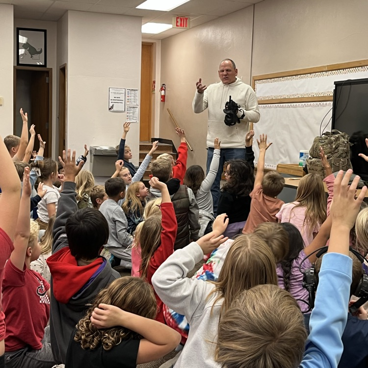 Beadle 2nd Graders say- Thank you to Mr. Schild for a great Veteran's Day presentation... and for your service!