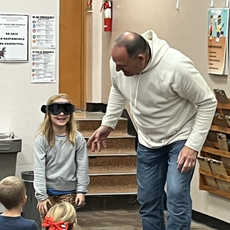 Beadle 2nd Graders say- Thank you to Mr. Schild for a great Veteran's Day presentation... and for your service!