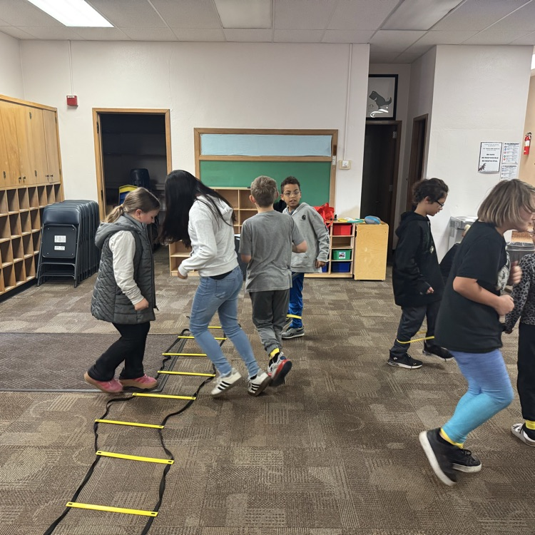 Beadle fourth graders in Mrs. Lukkes's classroom enjoyed their Educator for a Day event!   Thank you Erica Garvey for sharing about physical therapy!  Beadle fourth graders enjoyed their Educator for a Day event!   