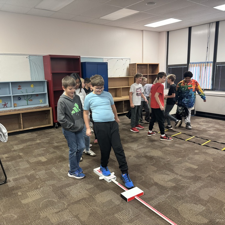 Beadle fourth graders in Mrs. Lukkes's classroom enjoyed their Educator for a Day event!   Thank you Erica Garvey for sharing about physical therapy!  Beadle fourth graders enjoyed their Educator for a Day event!   