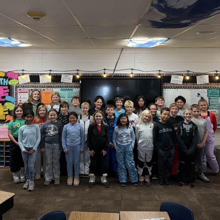 Mrs. Lukkes's fourth graders at Beadle have enjoyed Miss Gracie Haug this semester as she completed her field experience hours. She was such a huge help in the classroom and we think she'll make a great teacher!  