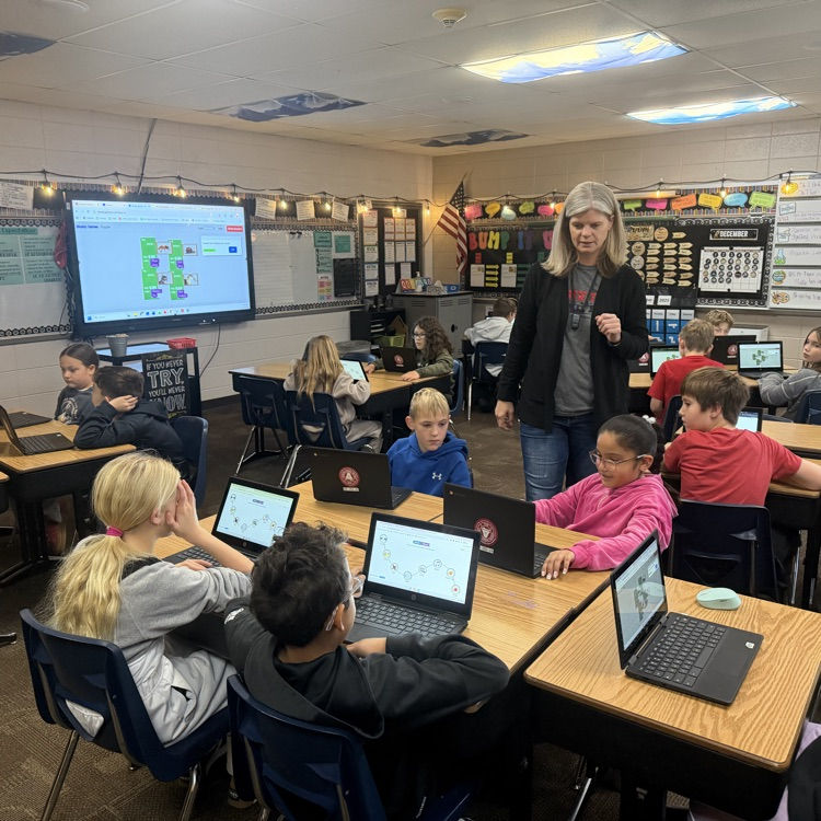Mrs. Beste made our Friday fun! Fourth graders in Mrs. Lukkes's class at Beadle worked on their coding skills with the guidance from Mrs. Beste.