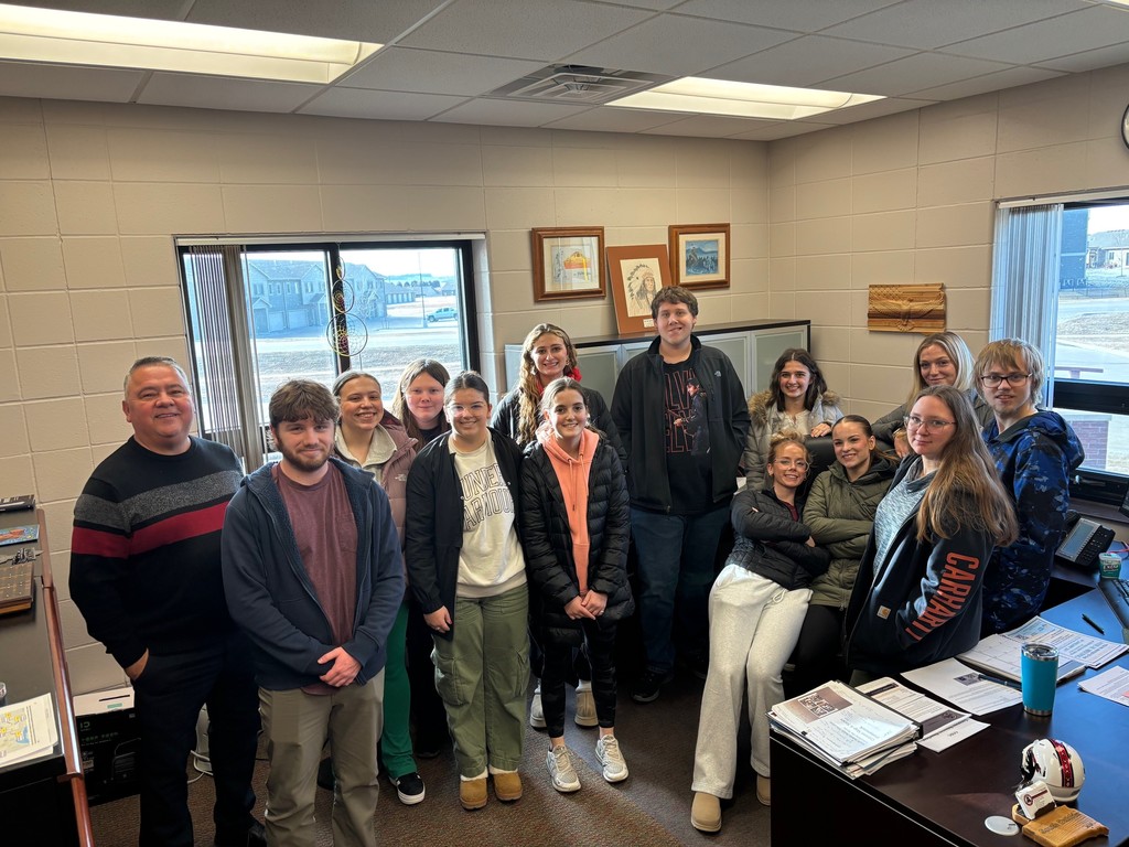 Dr. Wayne Kindle and YHS Introduction to Education and Training students