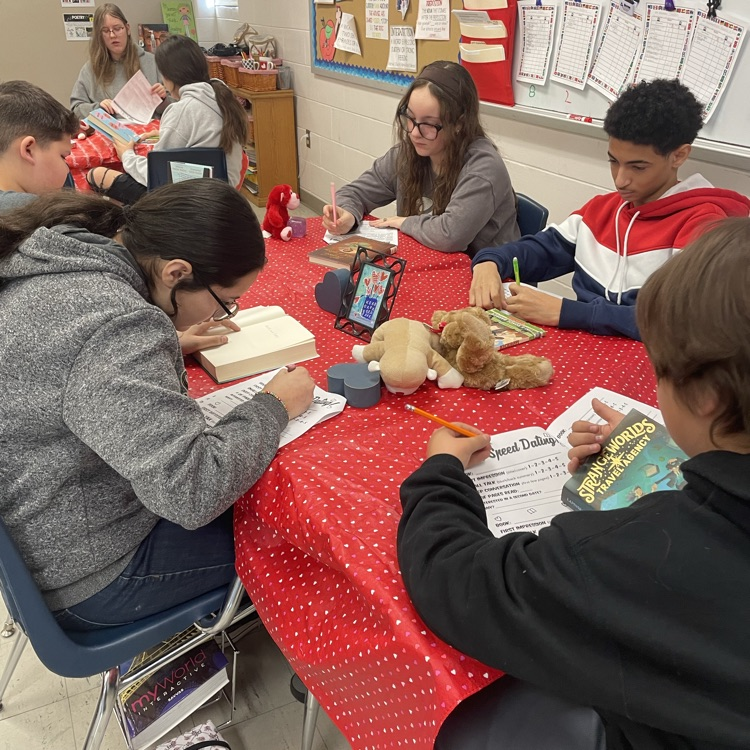 Mrs. Stanosheck’s 7th grade ELA classes “speed dating” books to find a good match!