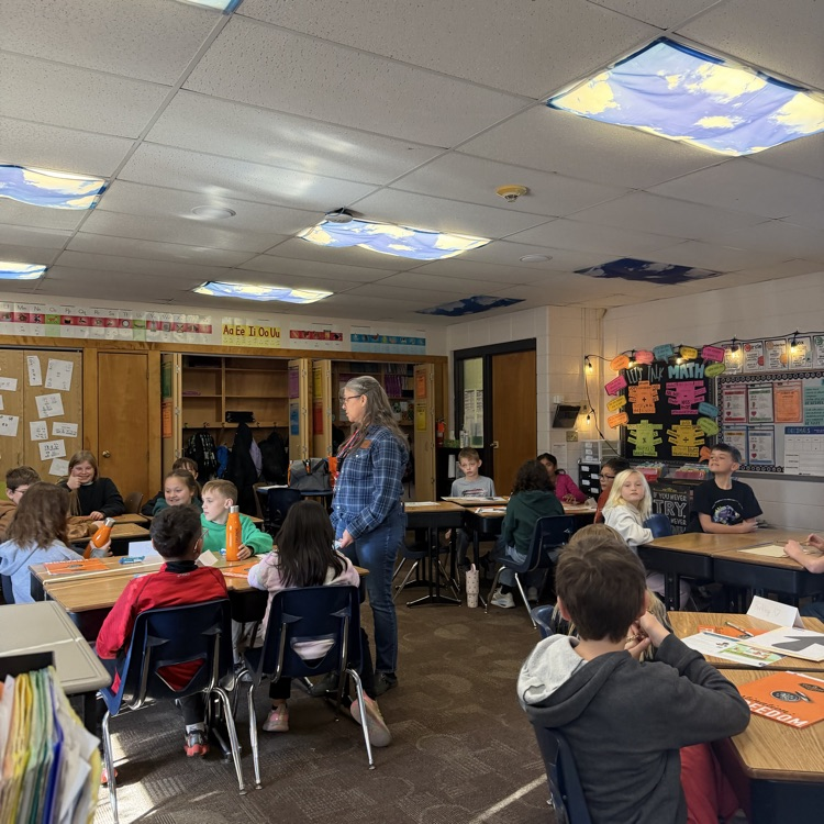 Mrs. Lukkes's fourth graders at Beadle looked forward to Junior Achievement each week. Thank you Dawn Atkins for meeting with us and being our Junior achievement volunteer! 