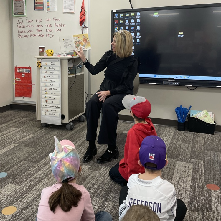 principal reading to class 